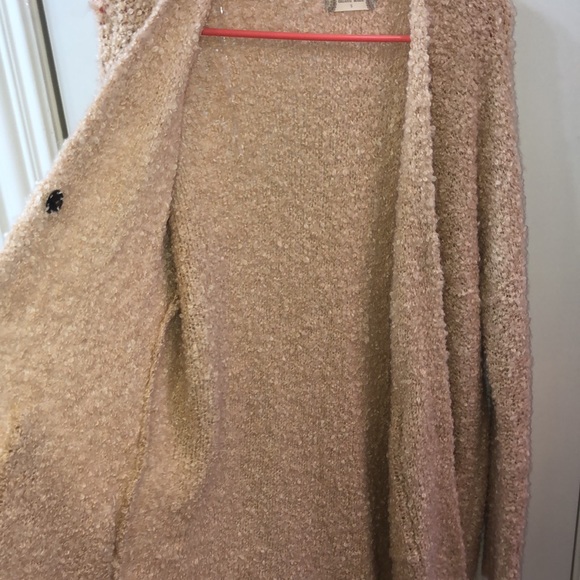 A long beige cardigan - Picture 6 of 6